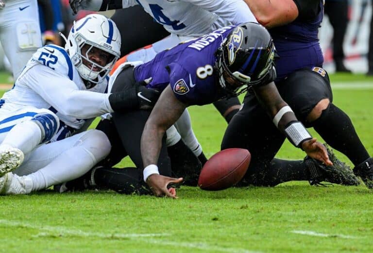 stay updated with the latest nfl news as we explore hunter's dual role on the field and the impact of injuries affecting the ravens and colts. get insights and analysis on key players and game strategies.